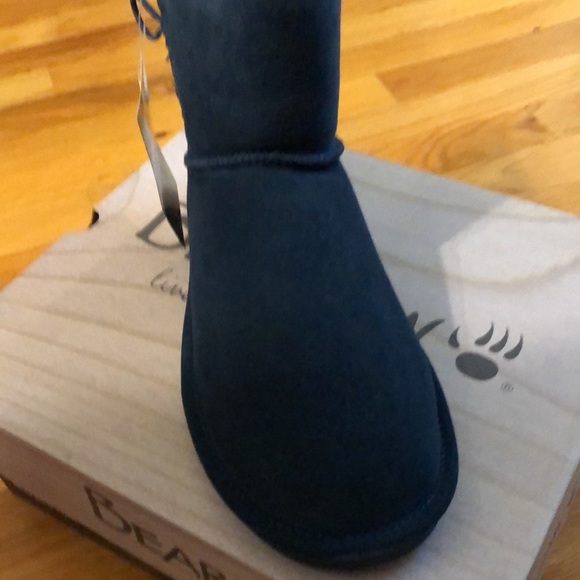 NWT BearPaw Dark Blue Boot - Picture 3 of 6